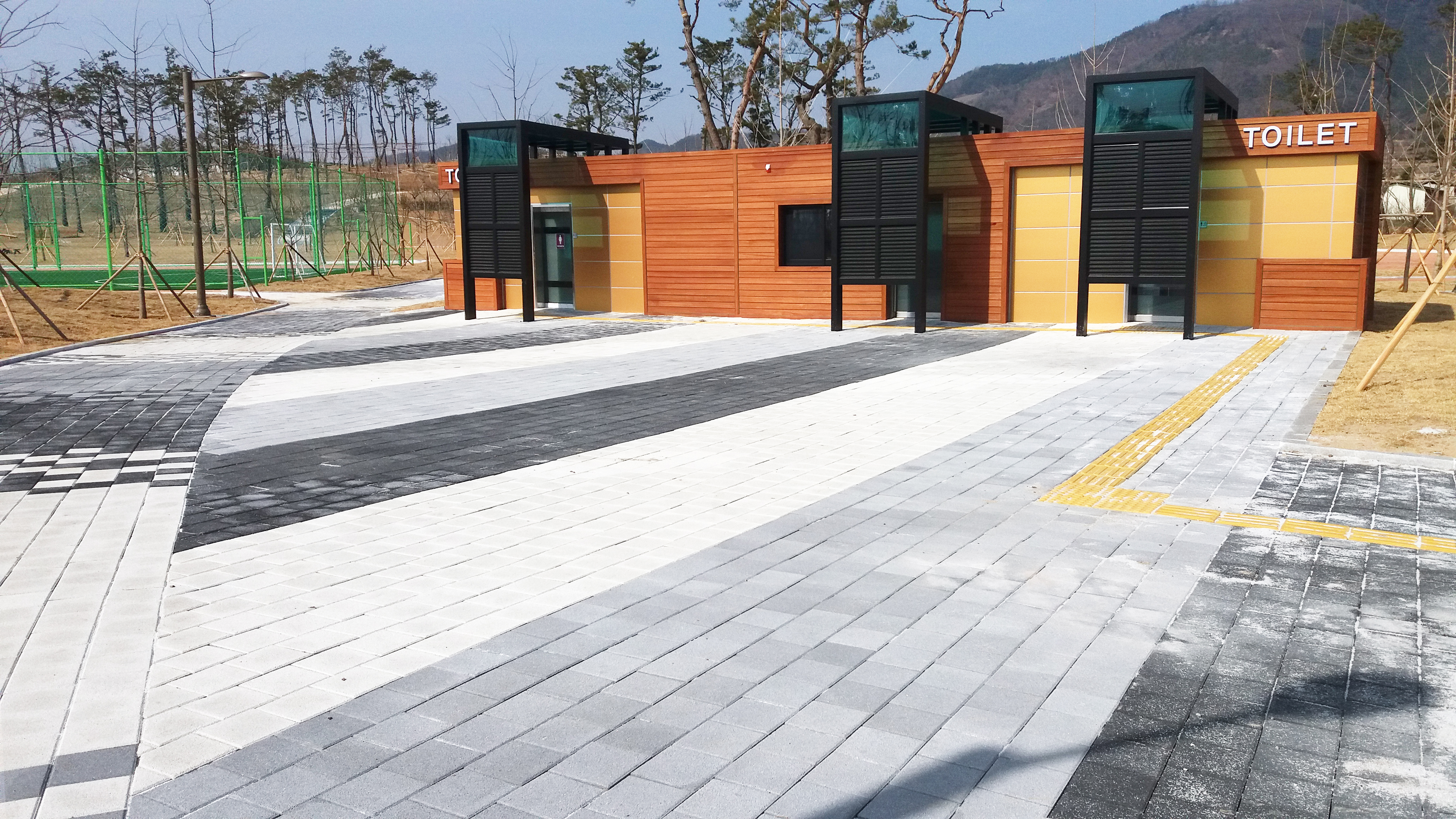 BAU Paver basic — 단지 보행로 시공 사례